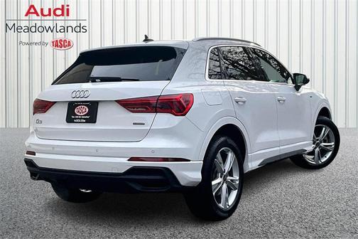 2024 Audi Q3 Premium 45 TFSI S line quattro Tiptronic