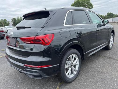 2025 Audi Q3 Premium