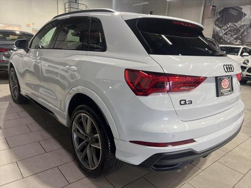 2024 Audi Q3 45 S line Premium Plus