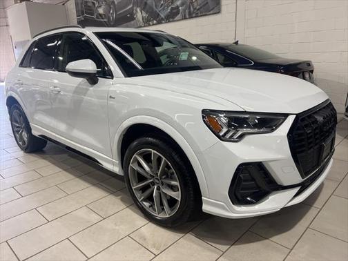 2024 Audi Q3 45 S line Premium Plus