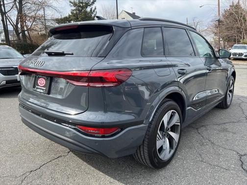 2025 Audi Q6 e-tron Premium