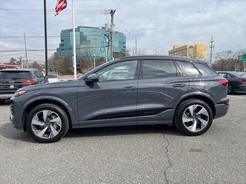 2025 Audi Q6 e-tron Premium