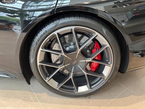 2025 Audi RS e-tron GT performance