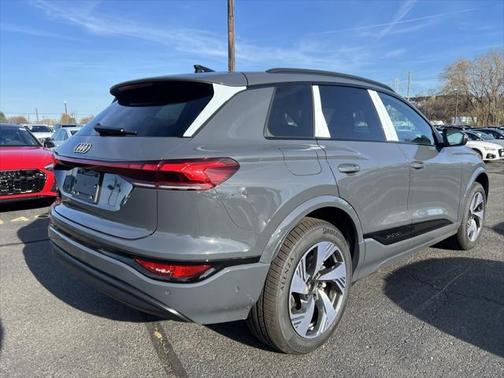2025 Audi Q6 e-tron Premium