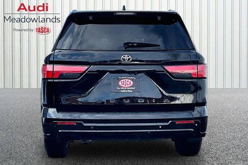 2023 Toyota Sequoia Platinum