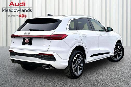 2025 Audi Q5 Premium TFSI quattro S tronic