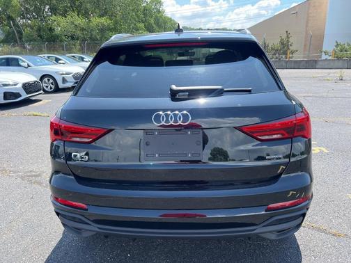 2025 Audi Q3 45 S line Premium Plus