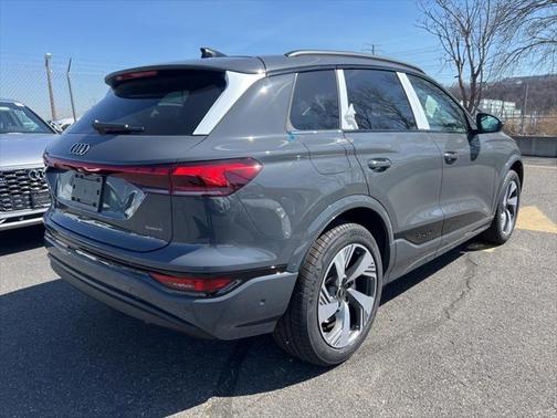 2025 Audi Q6 e-tron Premium