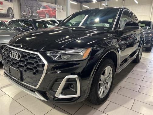 2022 Audi Q5 45 S line Premium