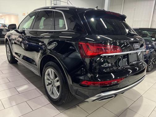 2022 Audi Q5 45 S line Premium