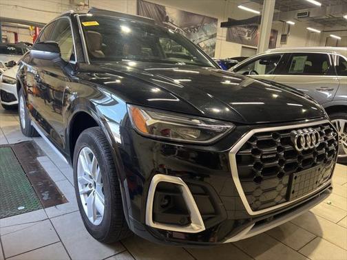 2022 Audi Q5 45 S line Premium