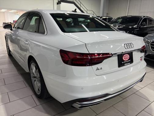 2024 Audi A4 45 S line Premium
