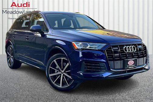 2022 Audi Q7 55 Premium Plus