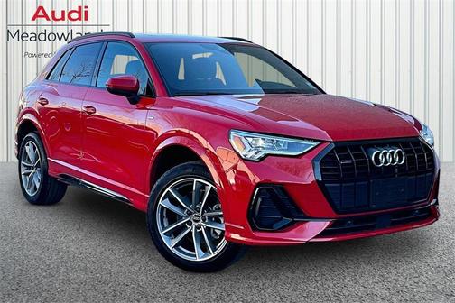 2023 Audi Q3 Premium 45 TFSI S line quattro Tiptronic