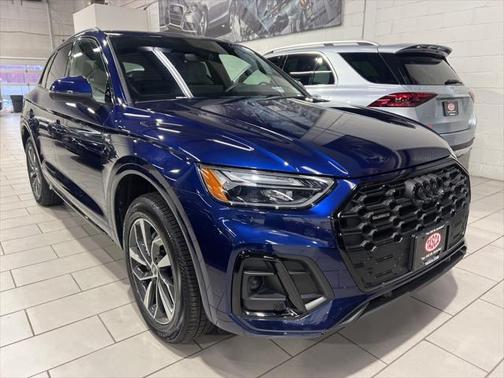 2024 Audi Q5 45 S line Premium