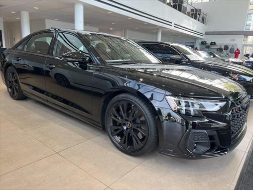 2025 Audi S8 4.0T