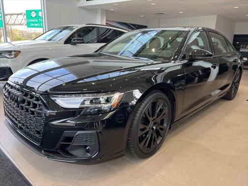 2025 Audi S8 4.0T