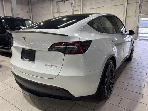 2022 Tesla Model Y Performance Dual Motor All-Wheel Drive