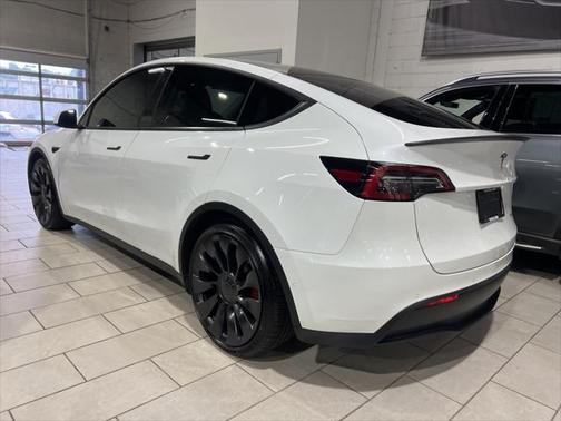 2022 Tesla Model Y Performance Dual Motor All-Wheel Drive