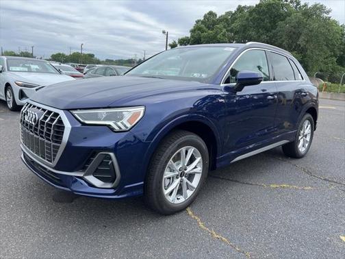 2025 Audi Q3 Premium