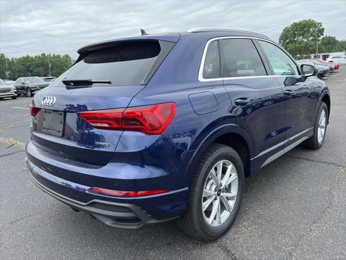 2025 Audi Q3 Premium