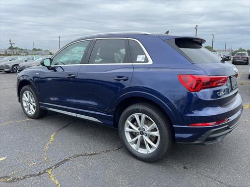 2025 Audi Q3 Premium