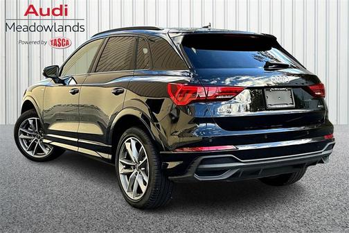 2025 Audi Q3 Premium 45 TFSI S line quattro Tiptronic