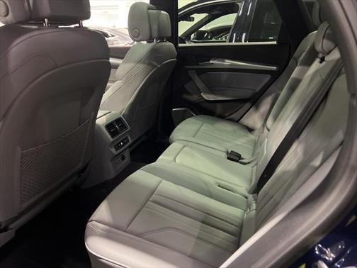 2024 Audi Q5 45 S line Premium
