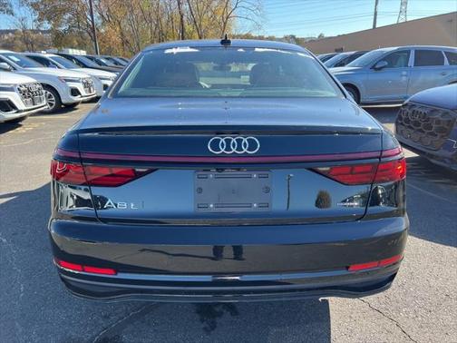2025 Audi A8 L 55