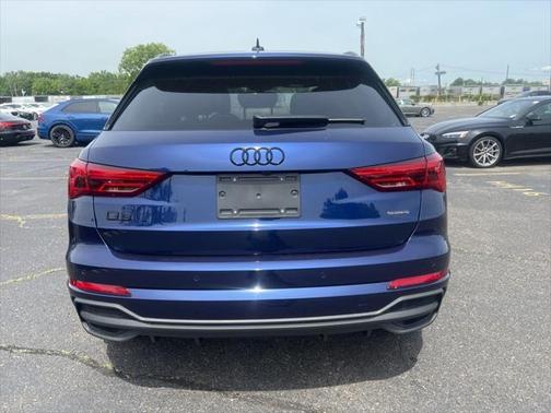 2025 Audi Q3 Premium