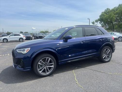 2025 Audi Q3 Premium