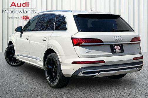 2023 Audi Q7 45 Premium