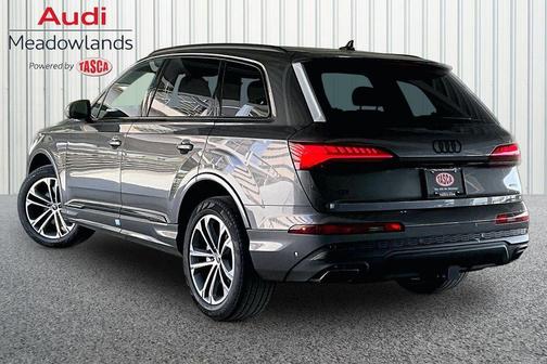 Samurai Gray Metallic 2026 Audi Q7 45 Premium