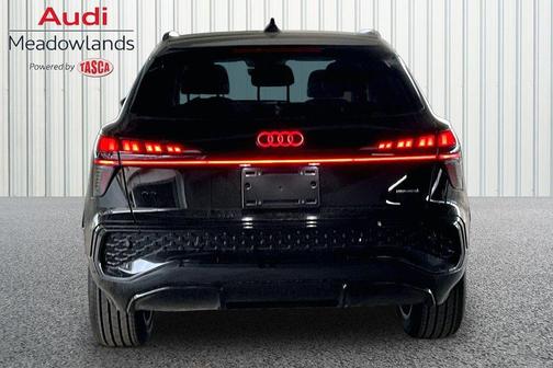 Mythos Black Metallic 2026 Audi Q3 S line