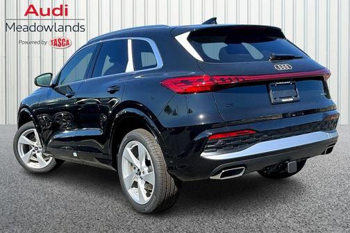 Mythos Black Metallic 2025 Audi Q5 2.0T Premium Plus