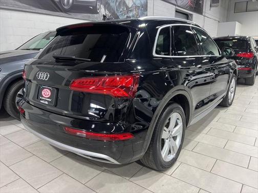 2019 Audi Q5 2.0T Premium Plus