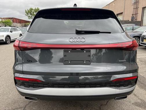 2025 Audi Q5 2.0T Premium