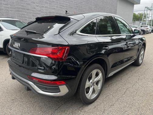 2024 Audi Q5 45 S line Premium