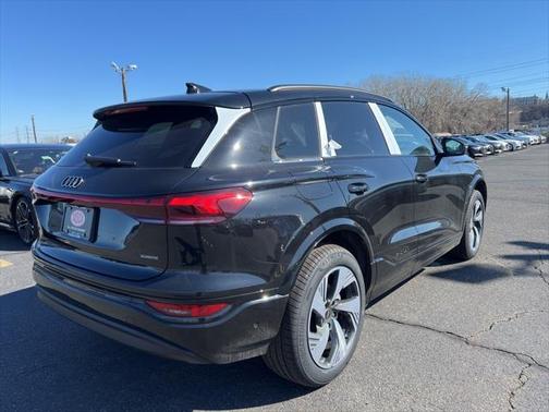 2025 Audi Q6 e-tron Premium