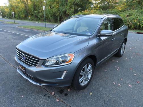 2017 Volvo XC60 T5 Inscription