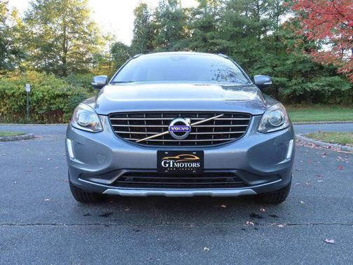 2017 Volvo XC60 T5 Inscription