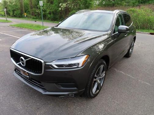 2021 Volvo XC60 T5 Momentum