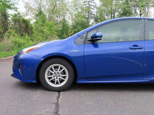 2016 Toyota Prius Two