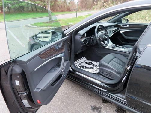 Brilliant Black 2019 Audi A7 3.0T Premium Plus