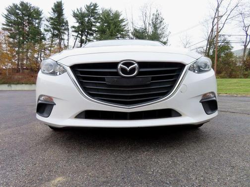 2016 Mazda Mazda3 i Sport
