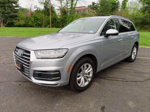 Florett Silver Metallic 2019 Audi Q7 45 Premium