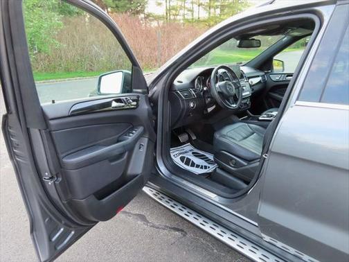 2019 Mercedes-Benz GLE 400 Base 4MATIC