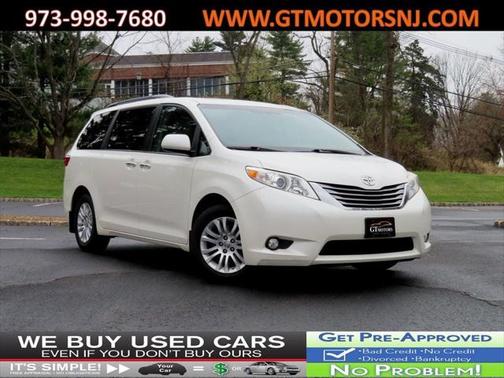 2017 Toyota Sienna XLE