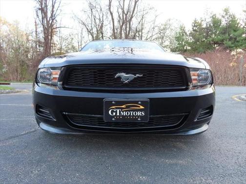 2011 Ford Mustang V6