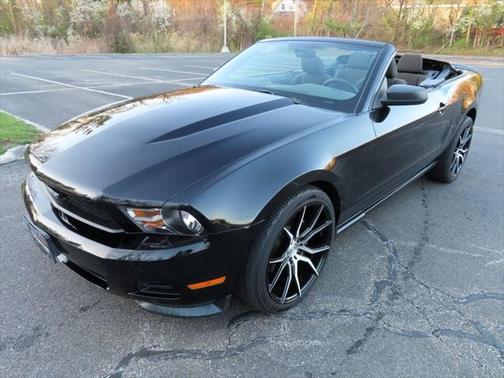 2011 Ford Mustang V6